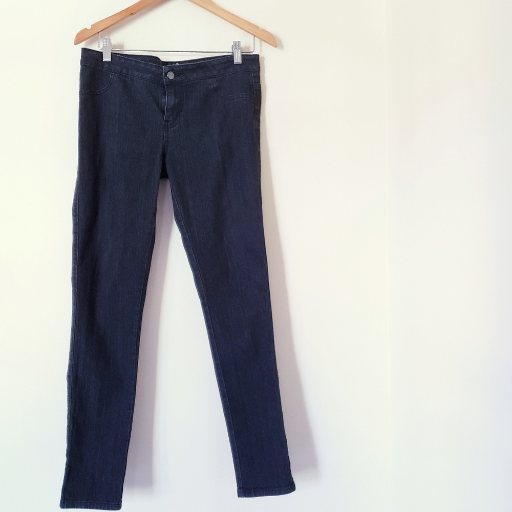 5/$25 Skinny Jeans /Jean Leggings Size 11